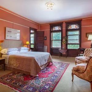 Manhattan Guest Suites Pensión